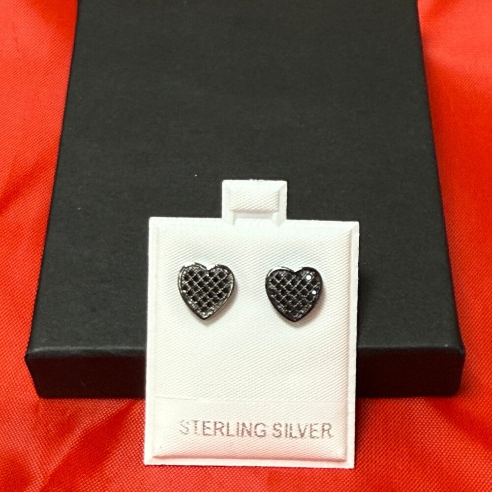 925 Sterling Silver Heart Earrings – Black Rhodium – Black Onyx – Brand New